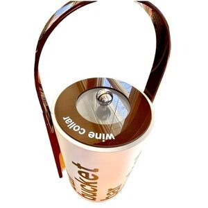 Vintage ice bucket with wine collar, handle can be lowered, excellent condition